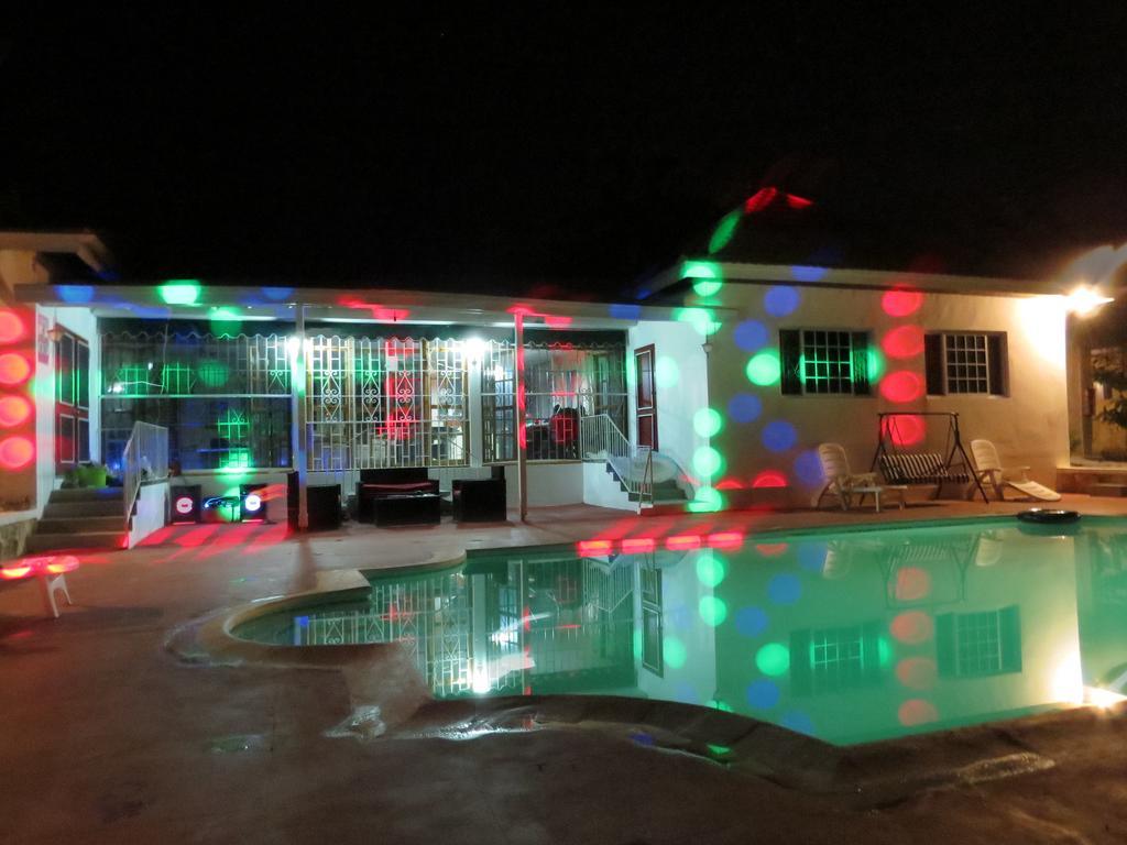 Bed and Breakfast The Retreat @ A Piece Of Paradise Montego Bay Exteriér fotografie